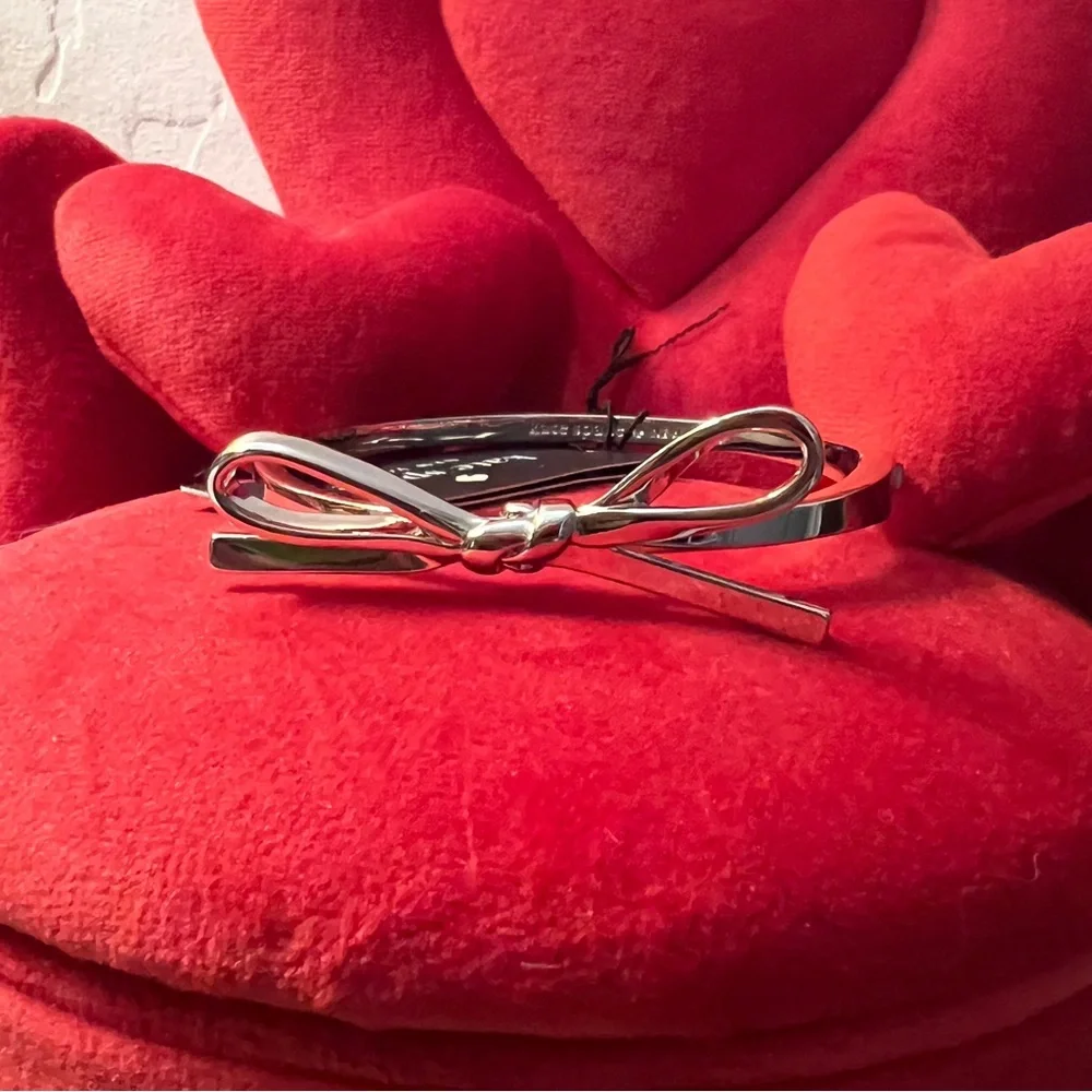 Kate Spade Silver Bow Skinny Mini Bracelet w Dusty